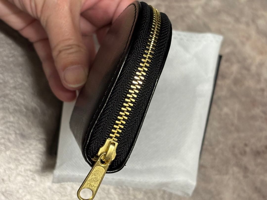 皇居　限定販売　新品　ケース　小銭入れ　菊の紋　ブラック　プレゼントに♪