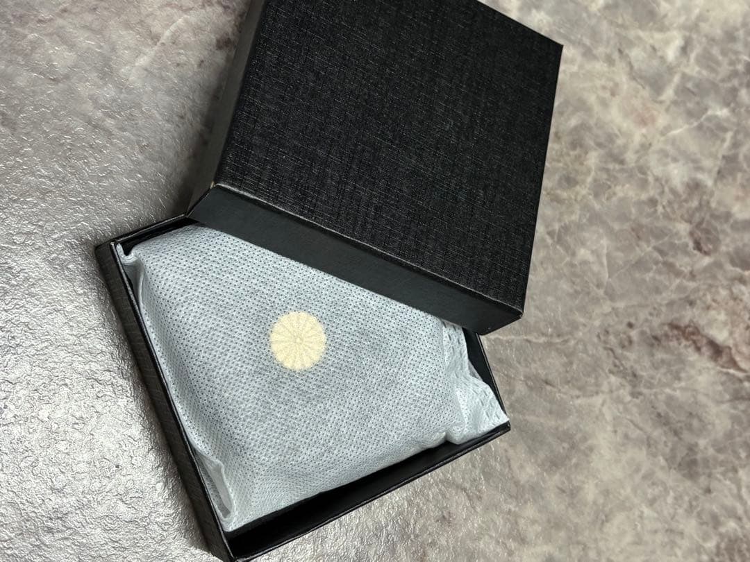 皇居　限定販売　新品　ケース　小銭入れ　菊の紋　ブラック　プレゼントに♪