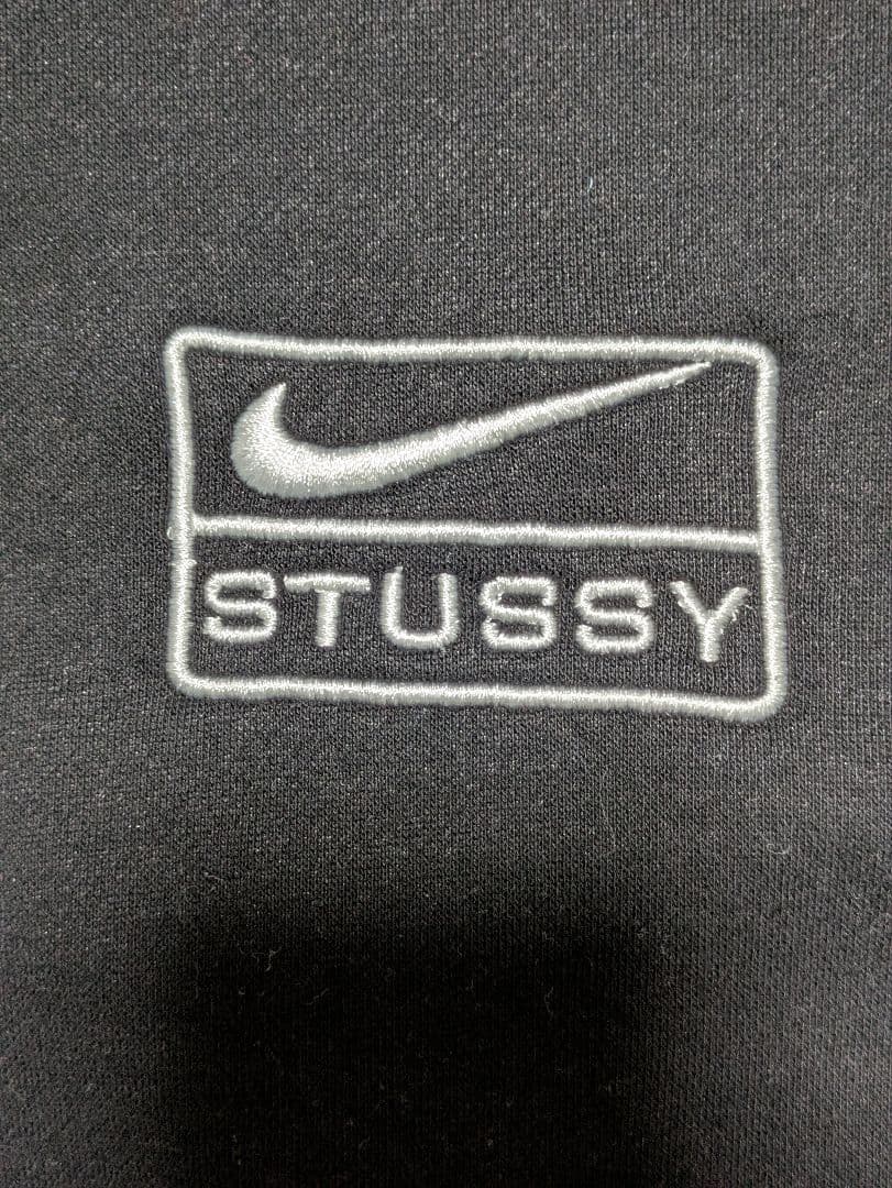 NIKE × STUSSY コラボ 刺繍ロゴ スウェット ブラック