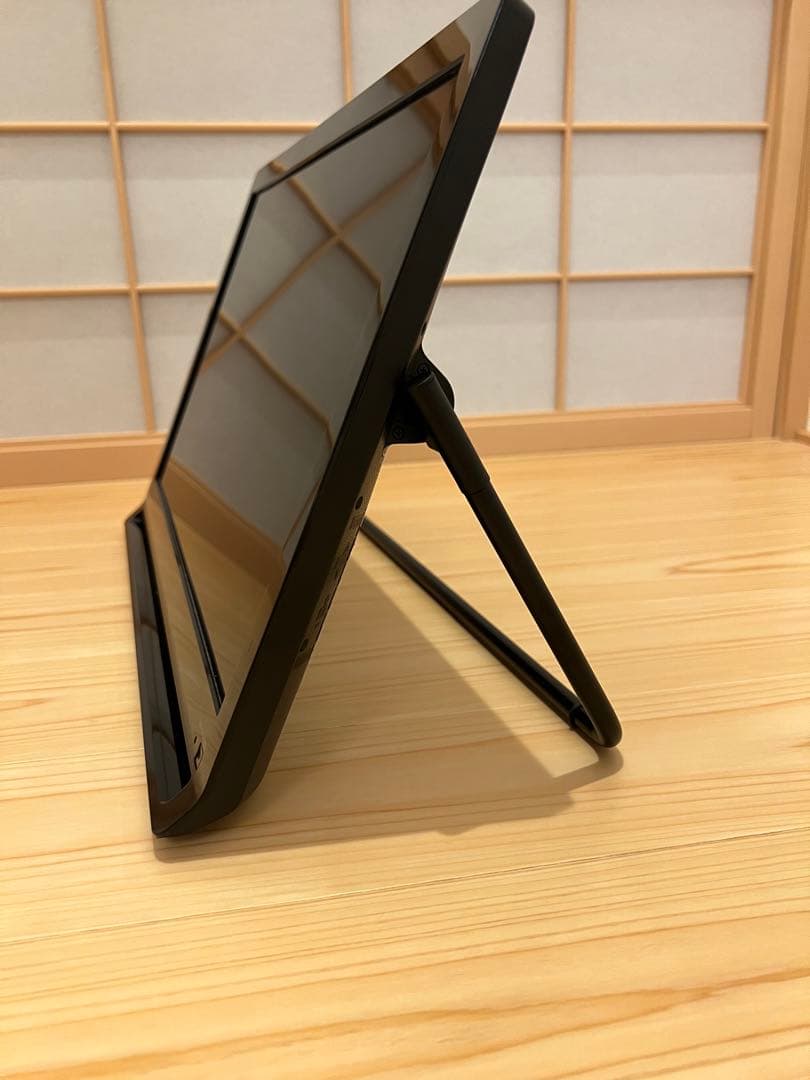 Panasonic VIERA UN-19CFB9D ポータブルテレビ