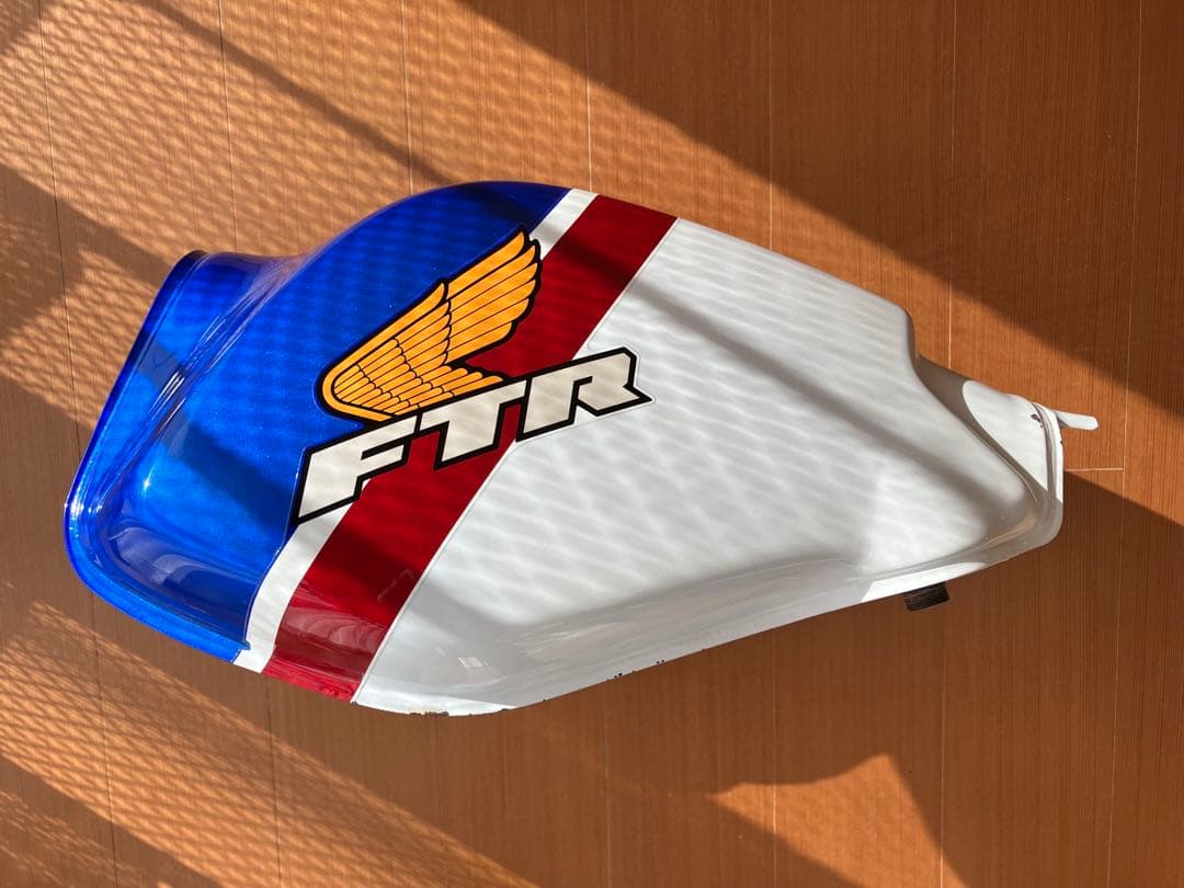 ホンダFTR250ガソリンタンクFTR223流用可