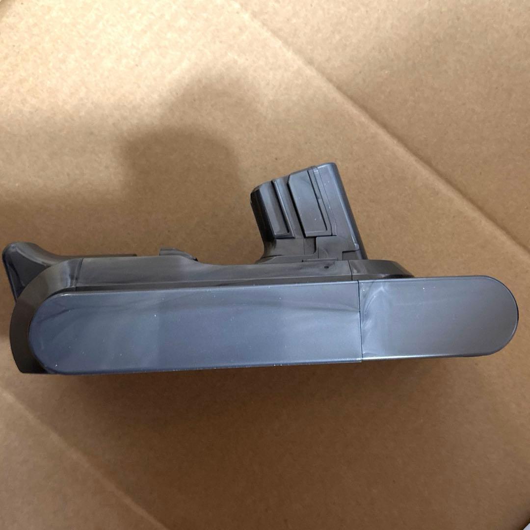 dyson V12 着脱式バッテリー SV20 （充電器付き）