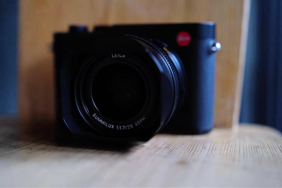 Leica Q2 美品　ストラップ、レンズフィルター　付き　付属品完備