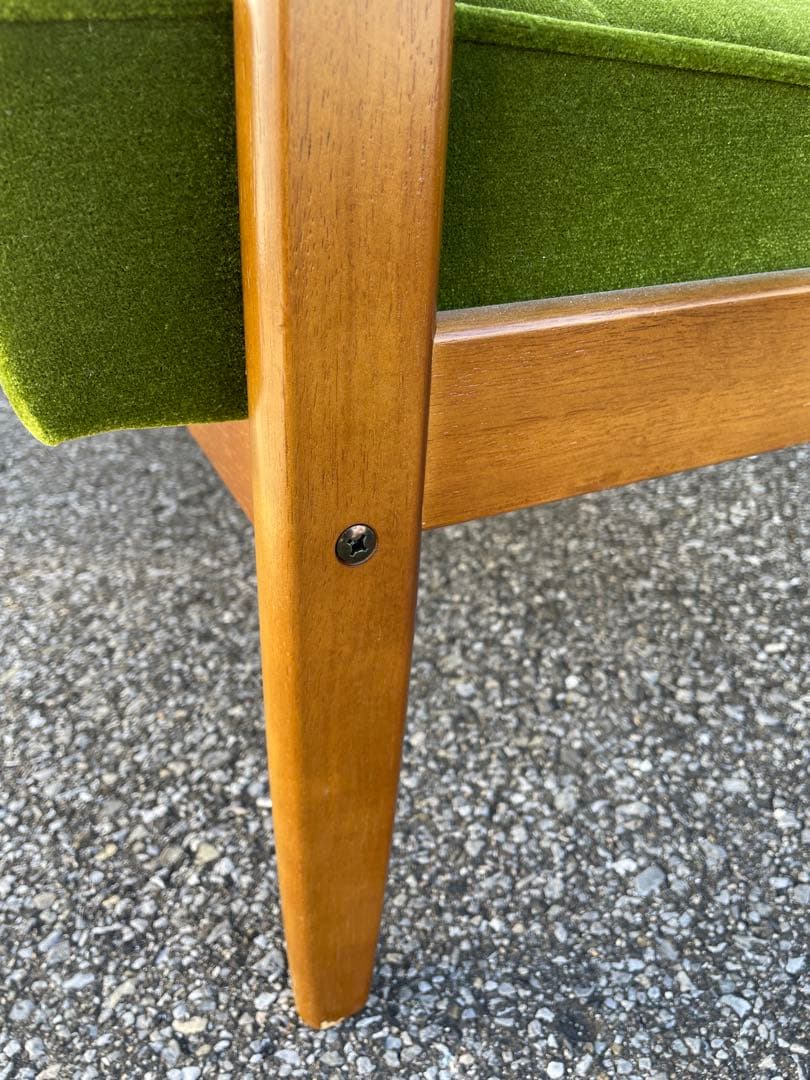 うず　カリモク60 Kチェア2シーター モケットグリーン　おまけ付