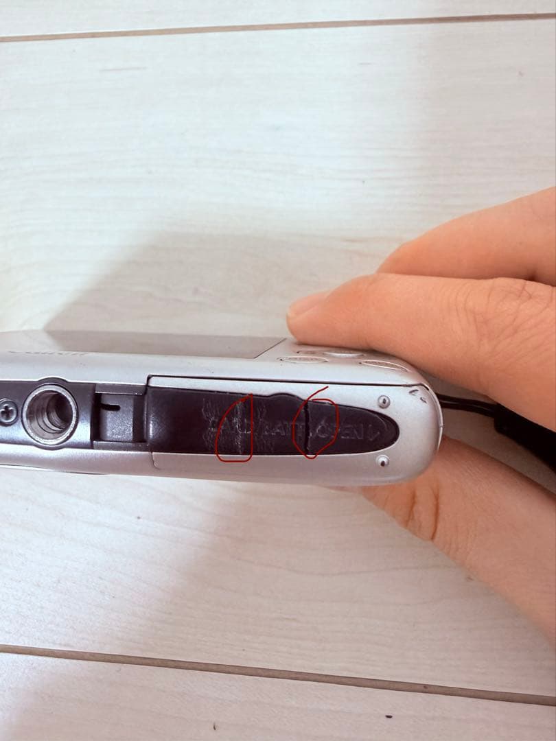 Canon IXY 400F コンパクトデジタルカメラ シルバー