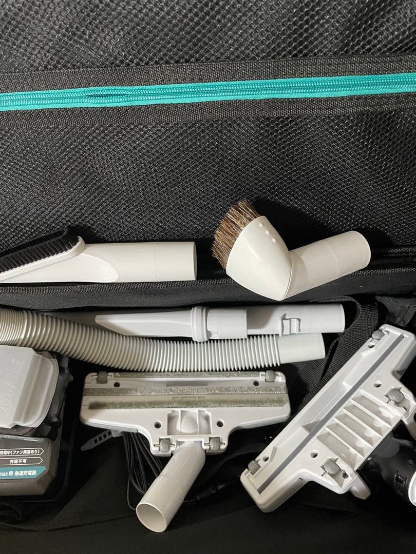 CL003G 40V 画像にあるもの全て マキタバック付