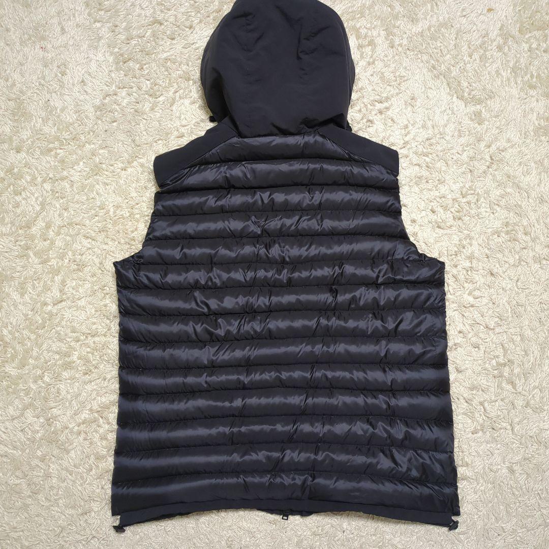 HERNO ヘルノ ダウンベスト フード付 ブラック メンズ 50