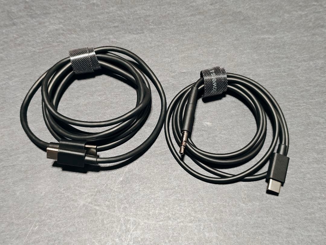 Bowers & Wilkins Px8 バーガンディレッド