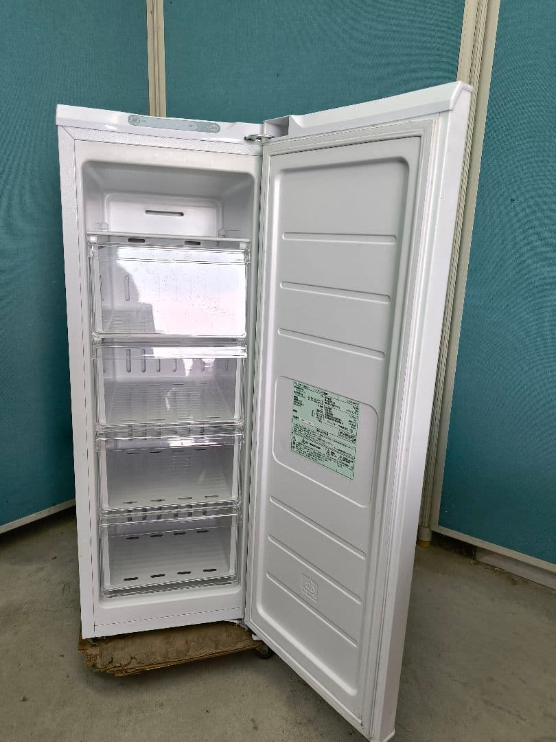 2022年製　アイリスオーヤマ 80L冷凍庫　スキマックス　 IUSN-8A-W
