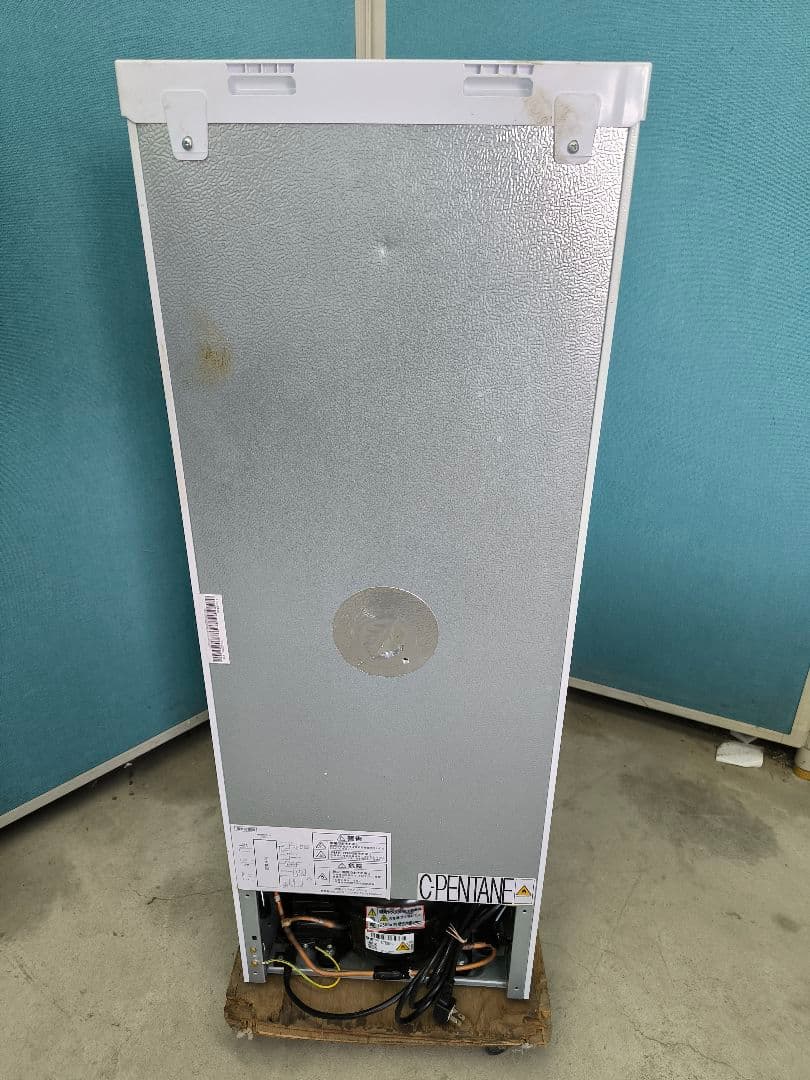 2022年製　アイリスオーヤマ 80L冷凍庫　スキマックス　 IUSN-8A-W