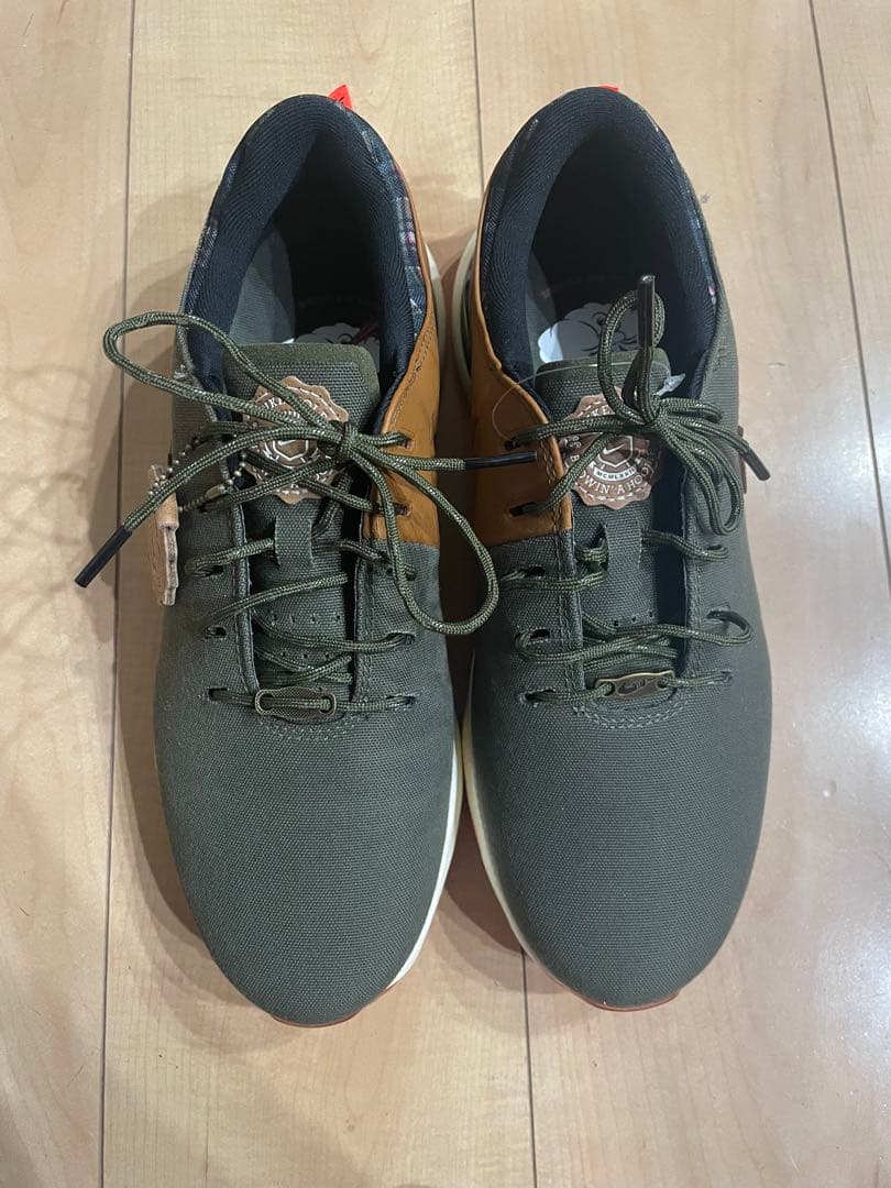 ナイキ エア ズーム ビクトリー ツアー 3 カーキ ピンク　新品