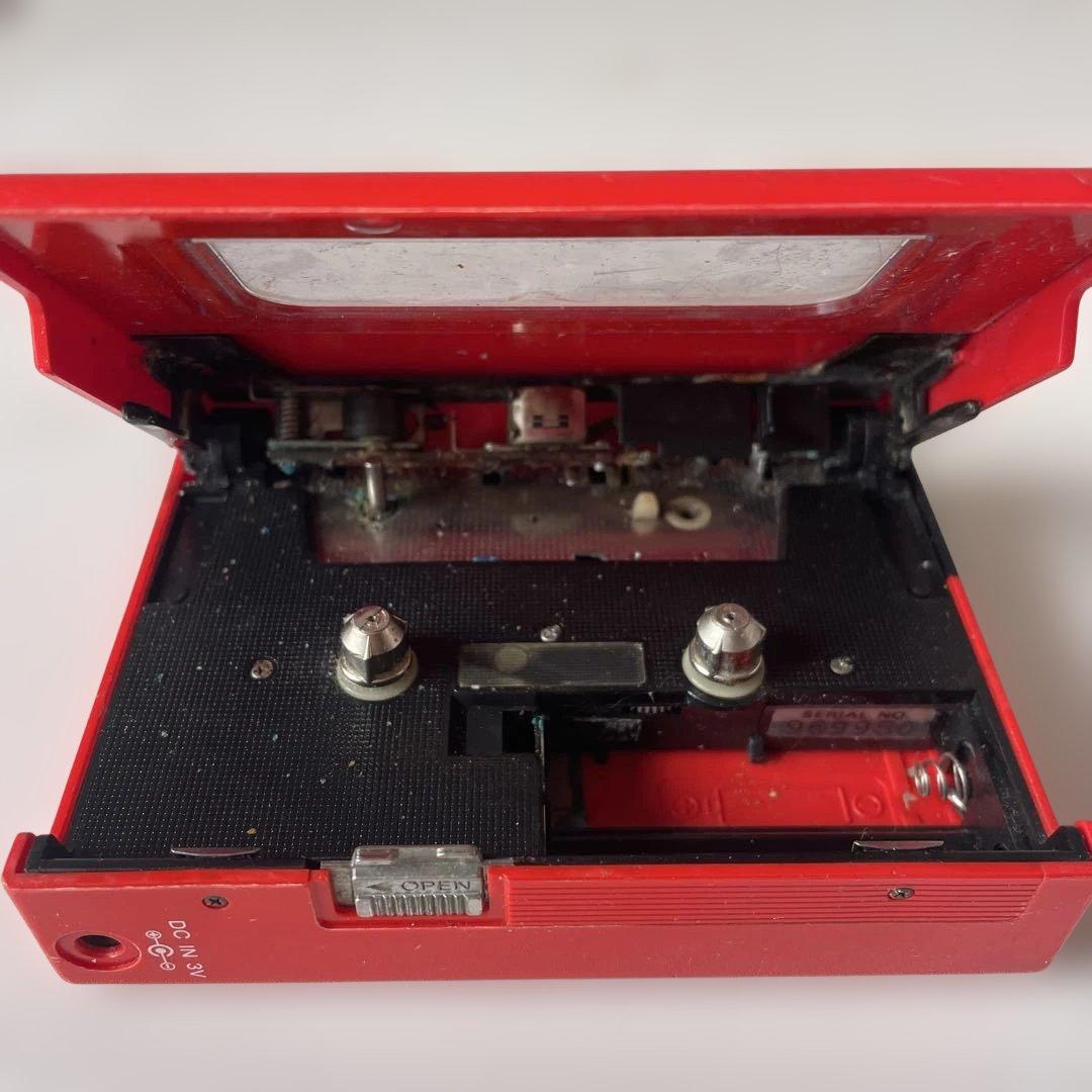 【ジャンク品】SONY WM-2 カセットプレーヤー レッド