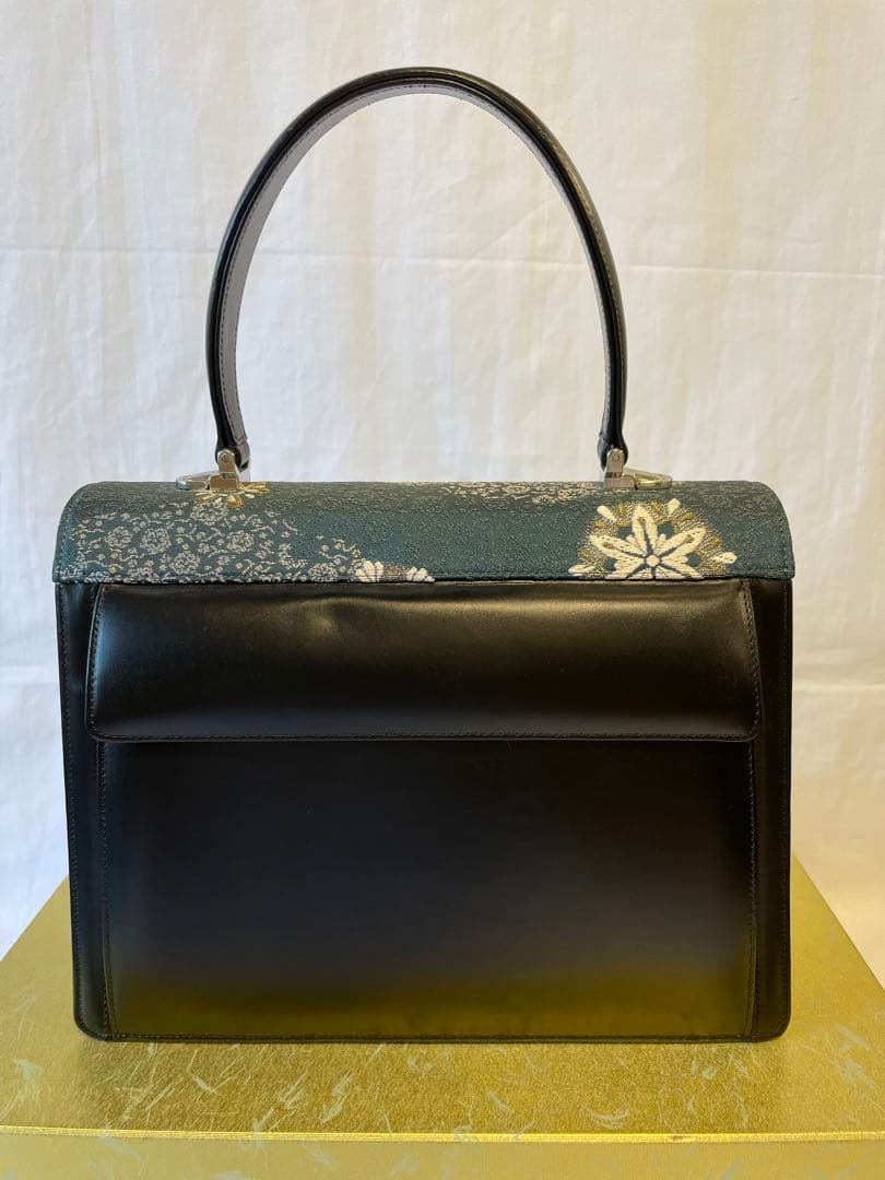 【値下げしました】和装用草履バック⭐︎新品未使用品