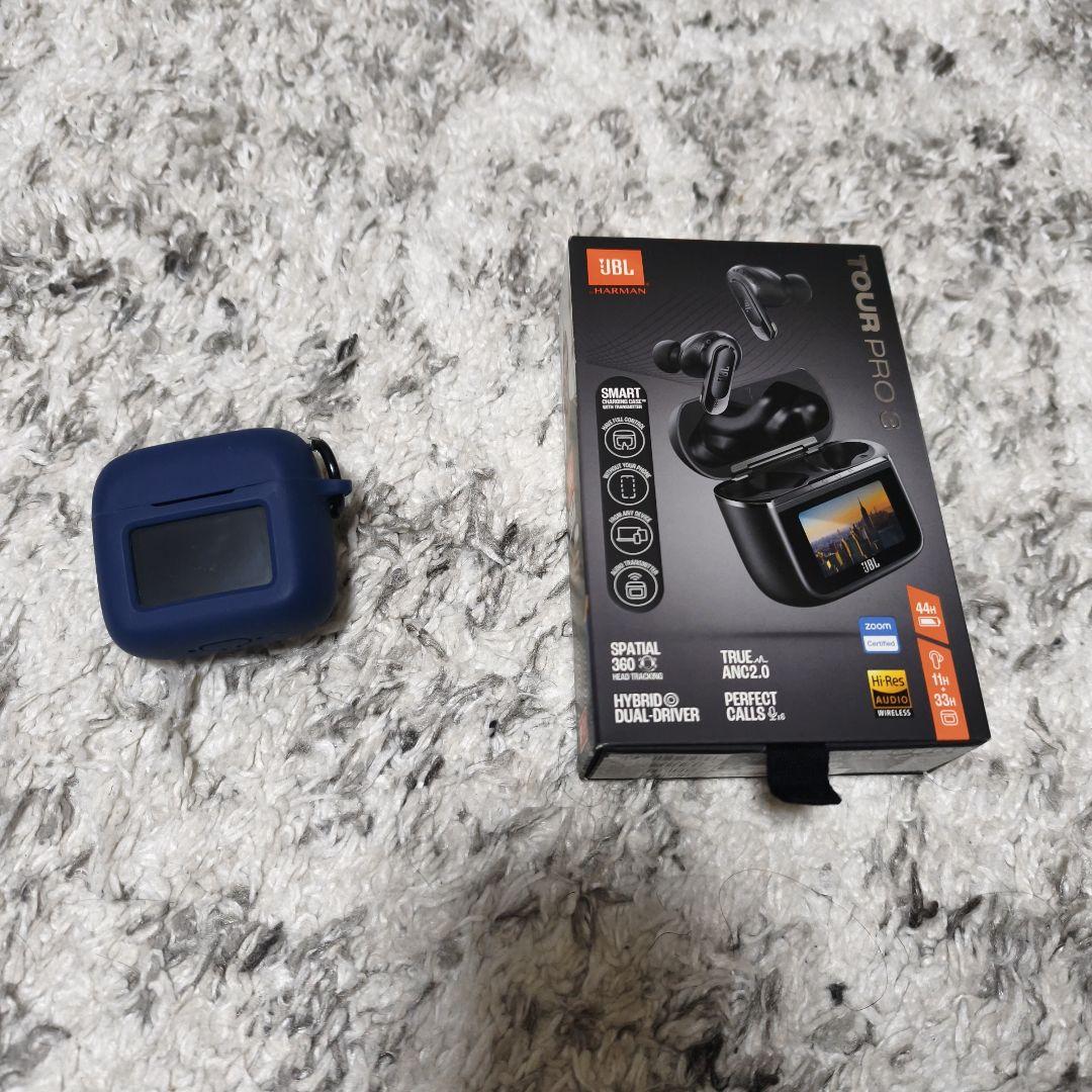 【美品】JBL Tour Pro3 ワイヤレスイヤホン カバー付き