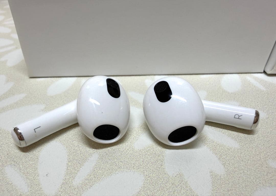 AirPods3 第3世代 充電ケース+イヤホン本体