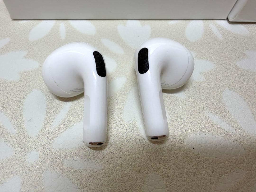AirPods3 第3世代 充電ケース+イヤホン本体
