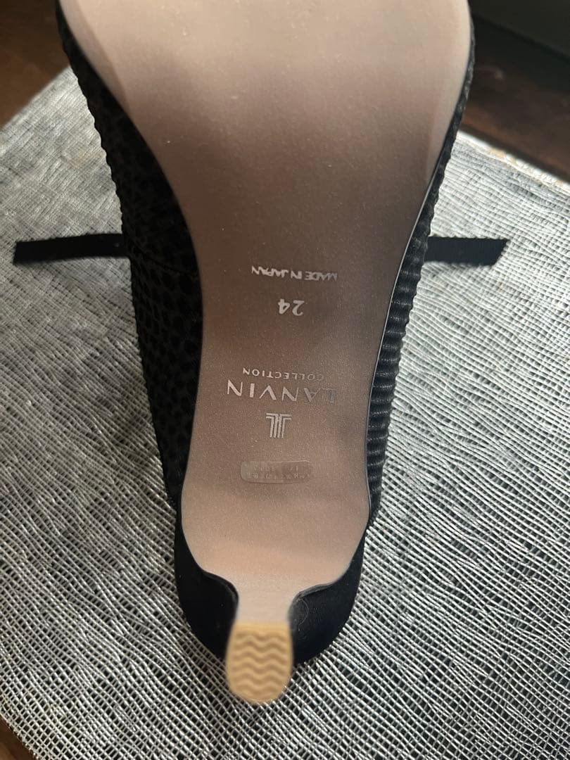 LANVIN ブラックミュール 24