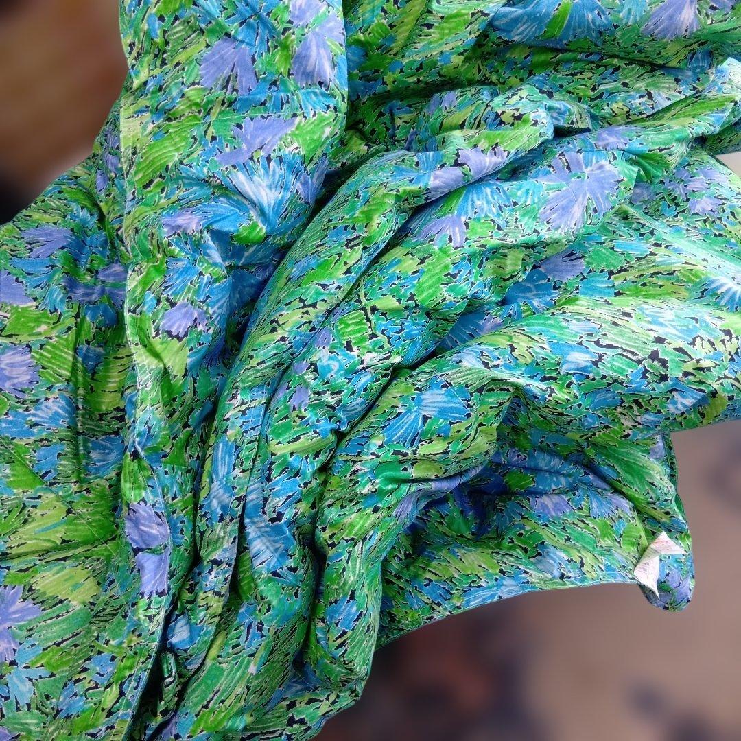 こたつ羽毛掛け布団 花柄 青緑　 200cm×200cm