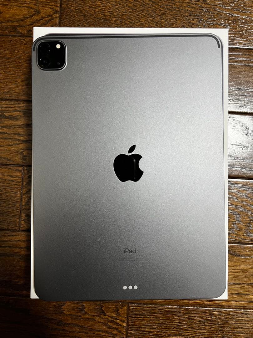 Apple iPad pro （第3世代）スペースグレー 本体と付属品
