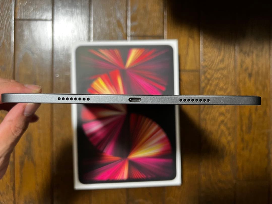 Apple iPad pro （第3世代）スペースグレー 本体と付属品