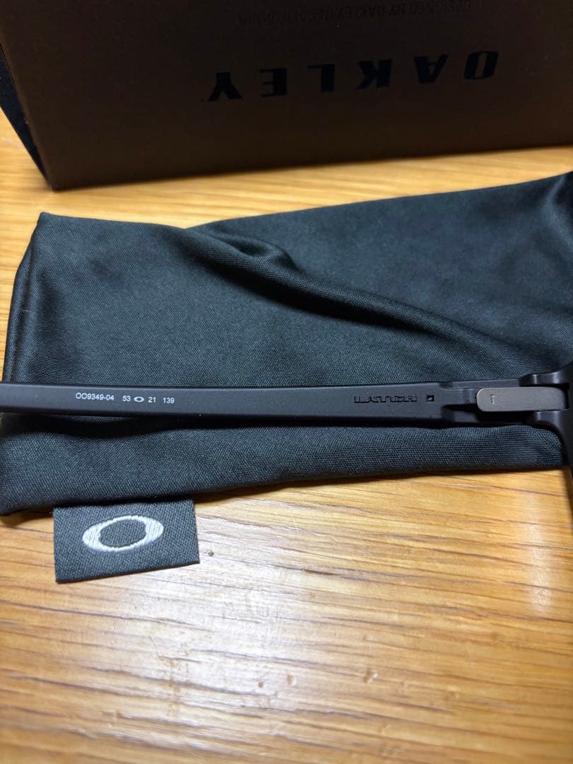 【美品】OAKLEY LACTH サングラス