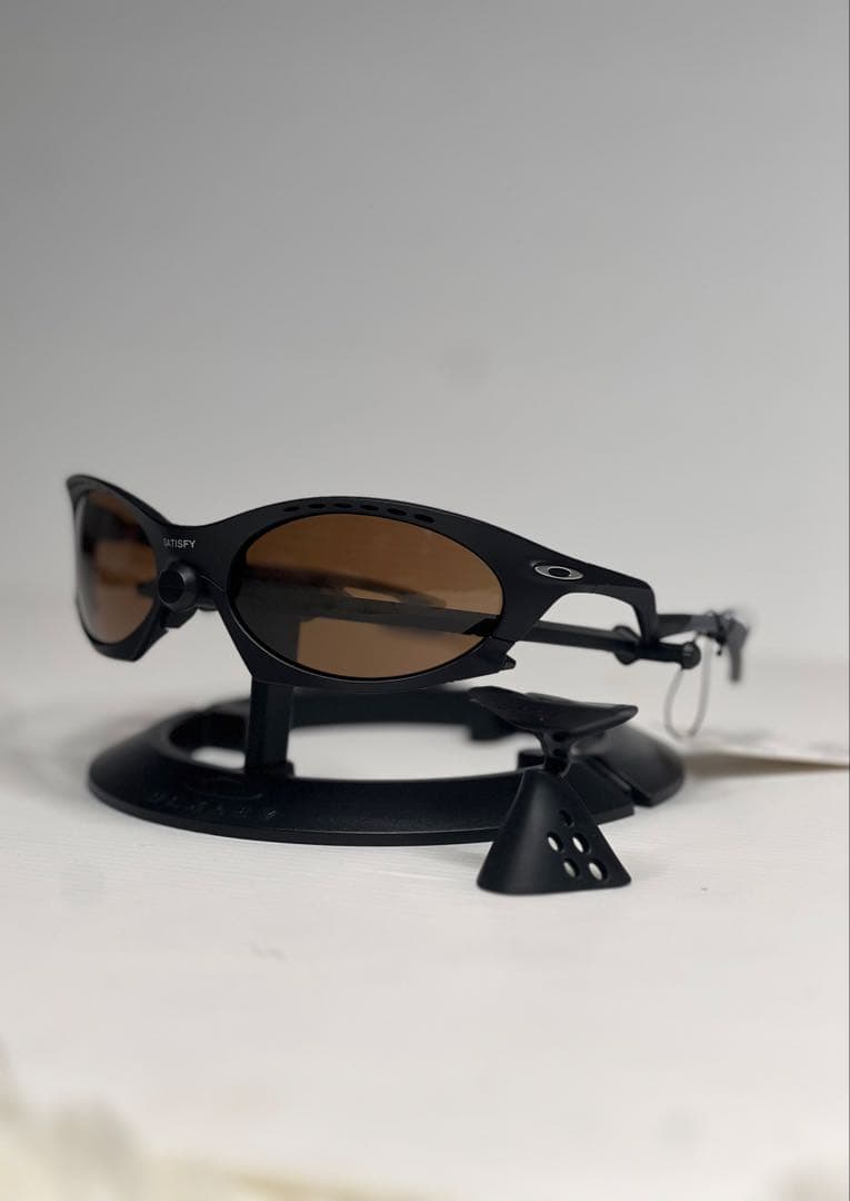 小物 OAKLEY PLANTARIS SATISFY