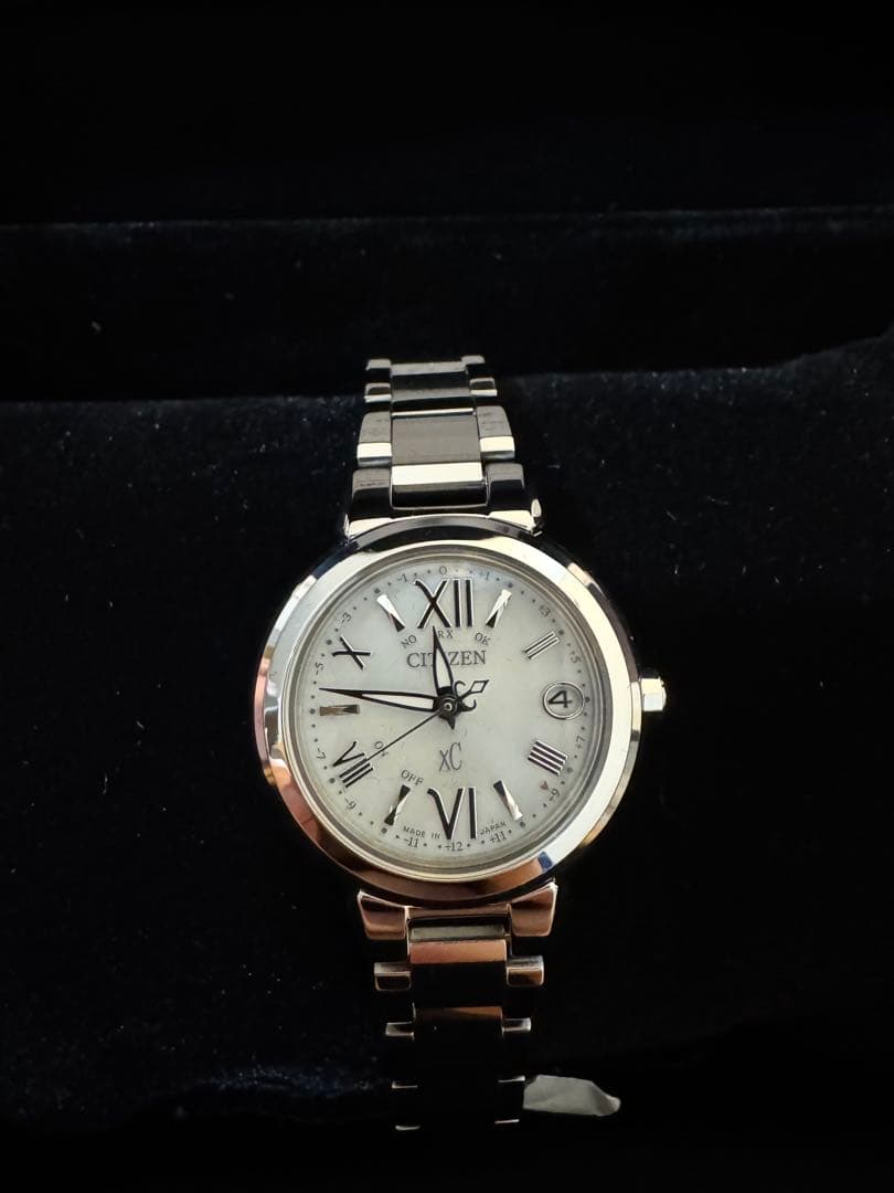 今値下げ中！新品箱付き　CITIZEN xC 25mm 腕時計　クロスシー