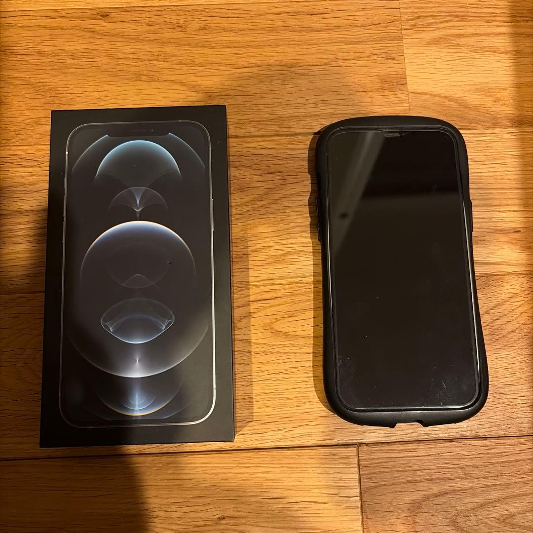 Apple iPhone 12 Pro Max 128GB シルバー