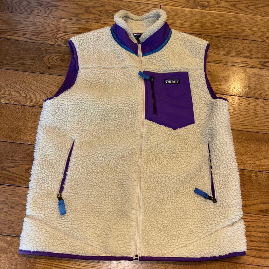 ま*ー様 patagonia フリースベスト Lサイズ ホワイト/パープル