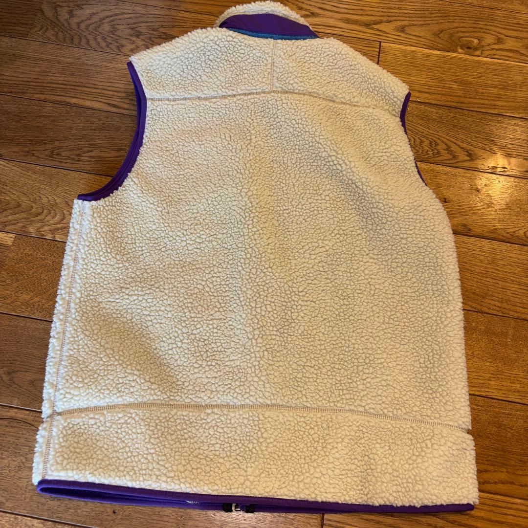 ま*ー様 patagonia フリースベスト Lサイズ ホワイト/パープル