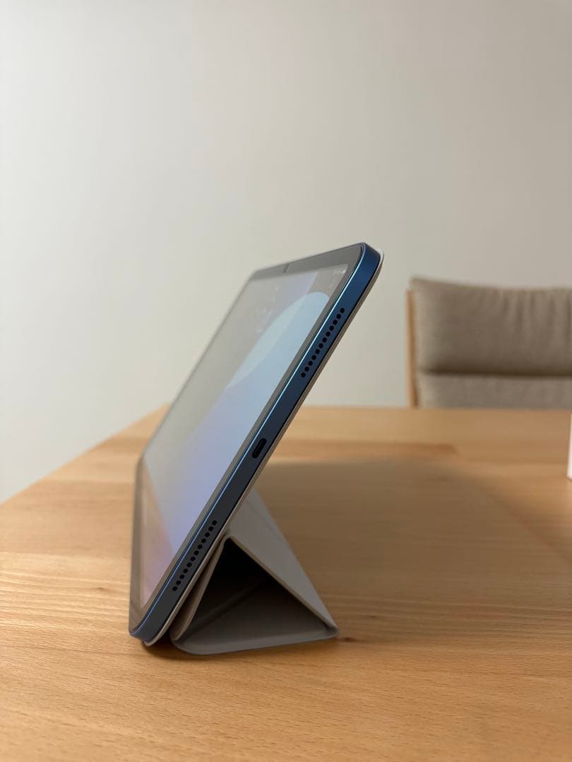 Apple iPad (第11世代) 128GB ブルー 保護フィルム&ケース付