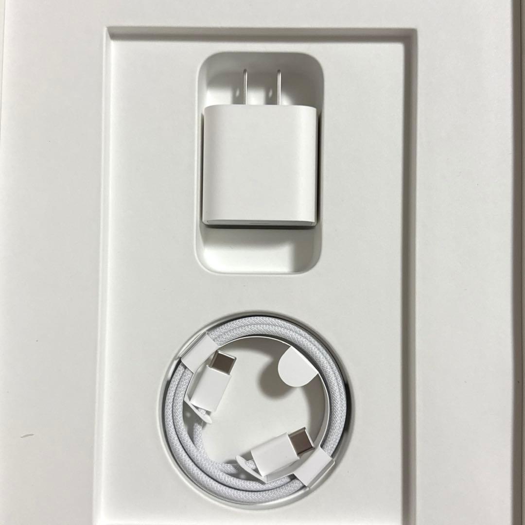 Apple iPad (第11世代) 128GB ブルー 保護フィルム&ケース付