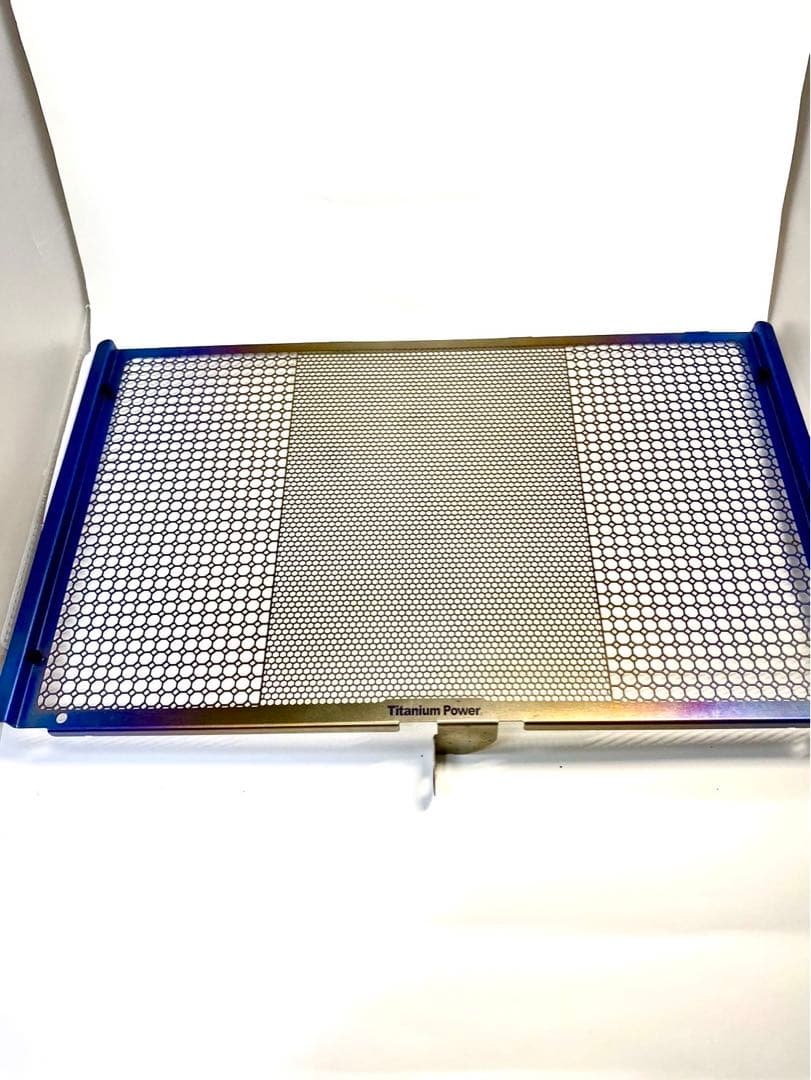 Z900RS チタニウムパワー　チタンメッシュラジエターコアガード