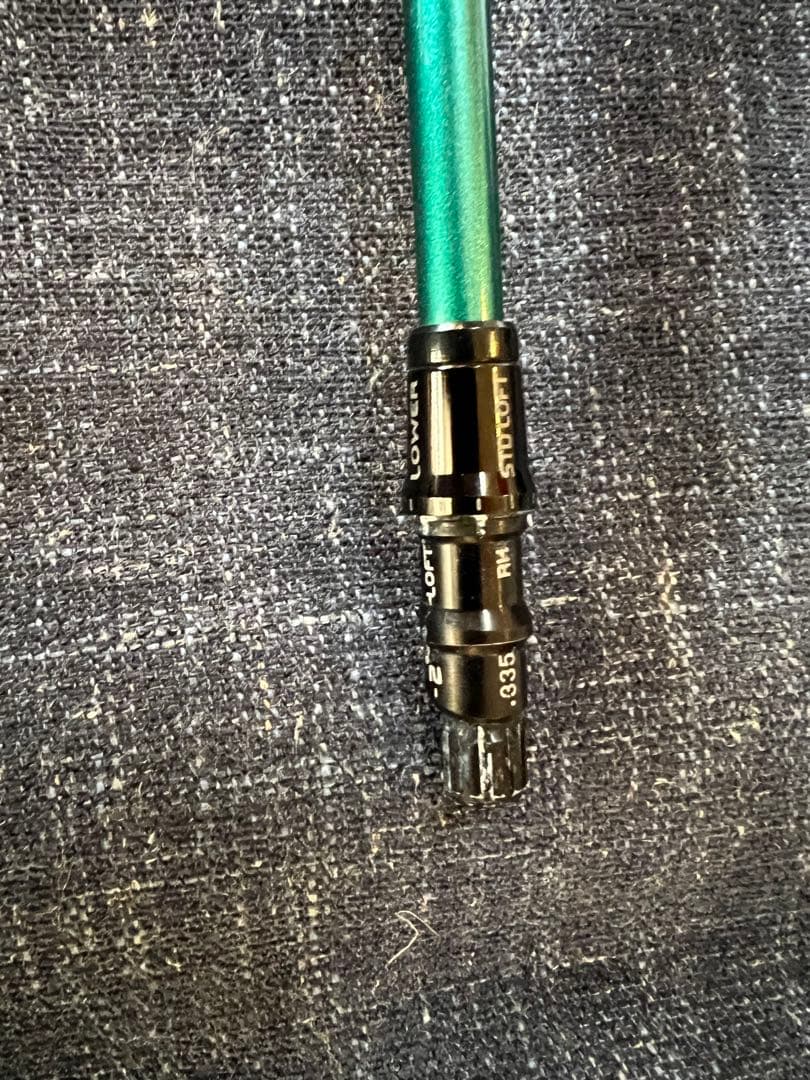 スピーダーnx グリーン　テーラーメイドスリーブ