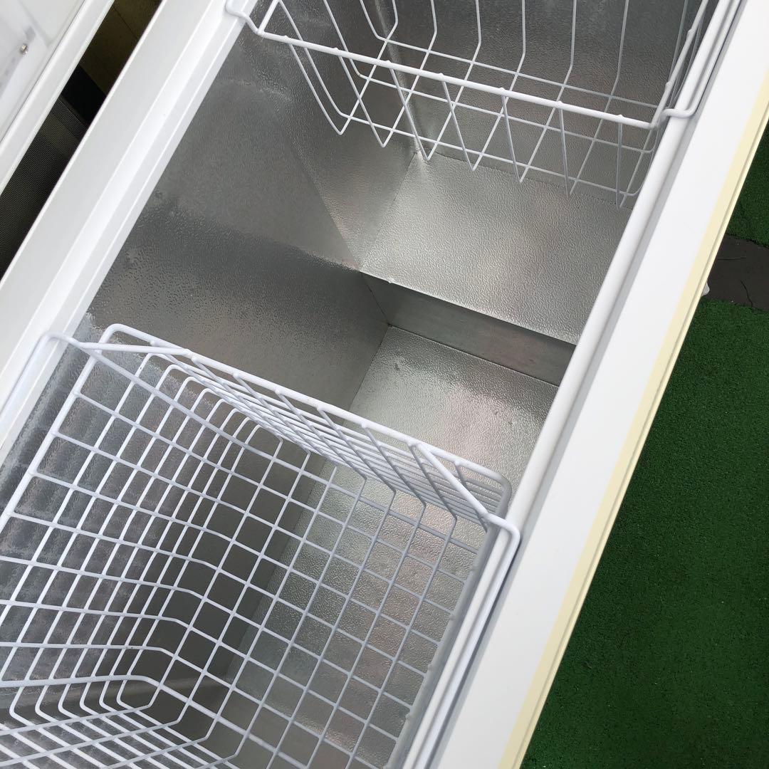 中古厨房　アイリスオーヤマ　１９８Ｌ 大型冷凍庫　 ICSD 20A