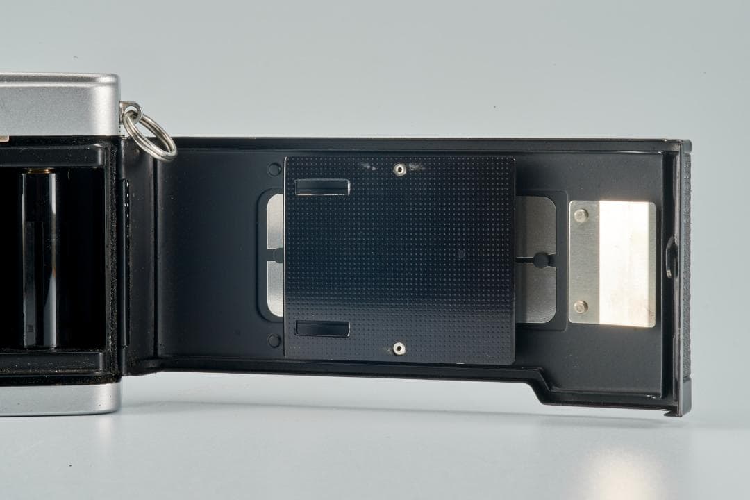 OLYMPUS TRIP 35 35mmコンパクトフィルムカメラ #94