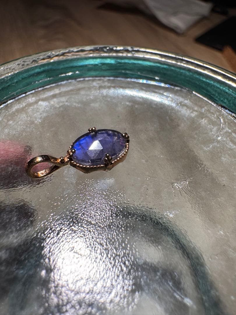 アガット 2023 Winter 限定 K10 アイオライト ネックレスチャーム