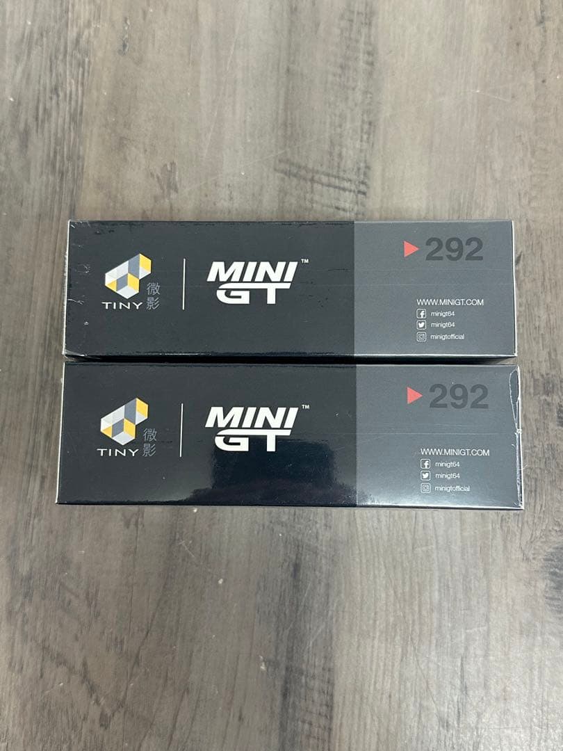 雪*ま様 未開封！Isuzu N-Series Vehicle Transpor