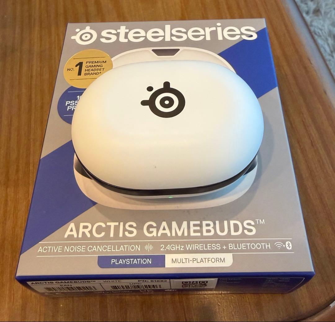 イヤホン SteelSeries Arctis Gamebuds