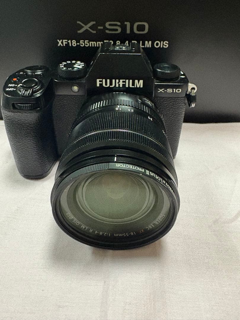 値下げ交渉可　FUJIFILM X-S10 / XF18-55mm フィルター付