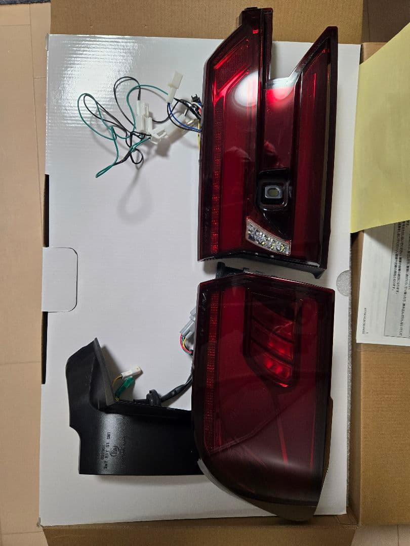 PROVA レヴォーグ LEDテールランプセット　VALENTI 製