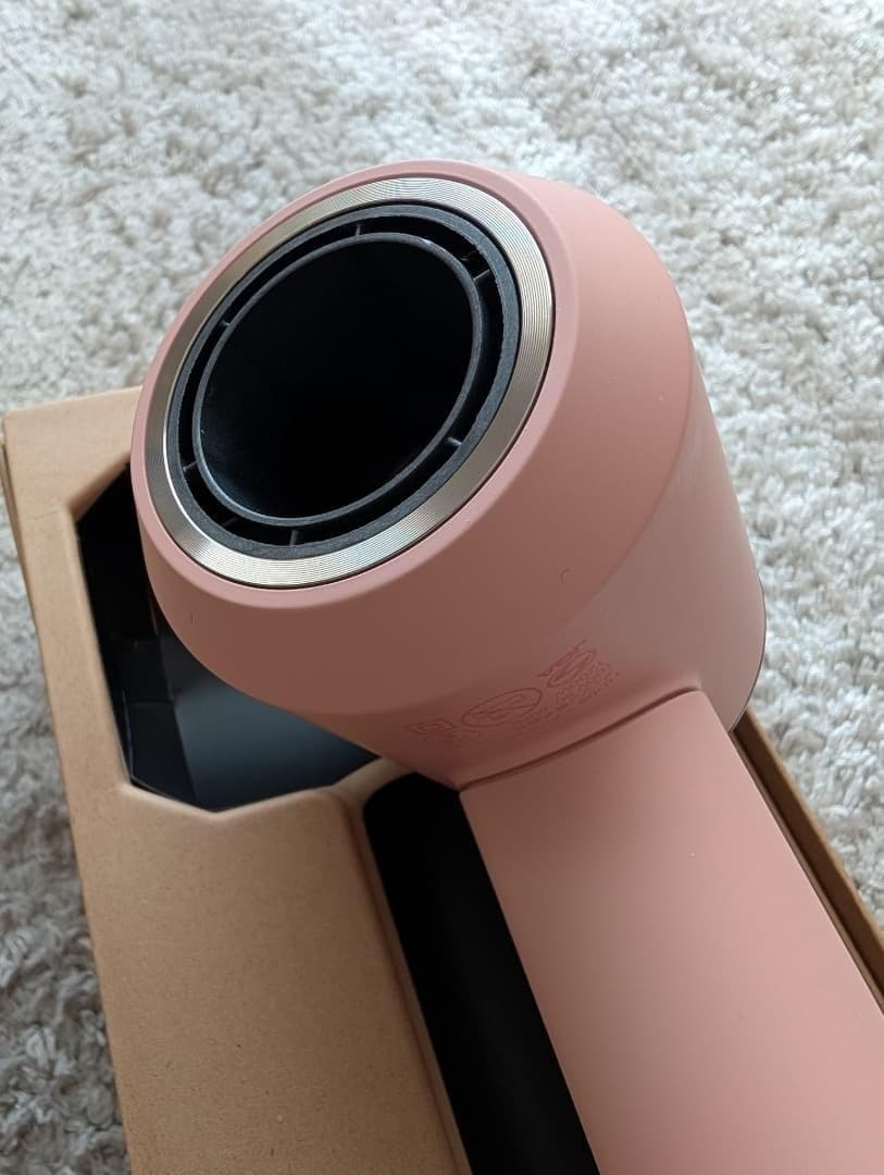 美品　限定カラーダイソン HD08 ULF BPR ENT さくらロゼゴールド