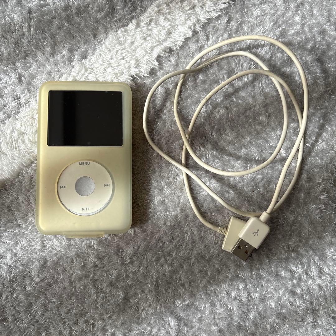 Apple iPod Classic 160GBシルバー USBケーブル付き