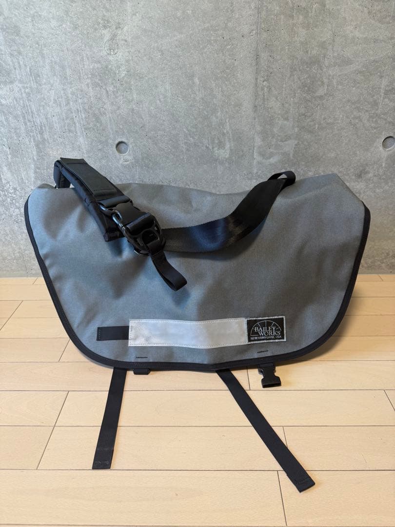 BAILEY WORKS / ベイリーワークス メッセンジャーバッグ Lサイズ