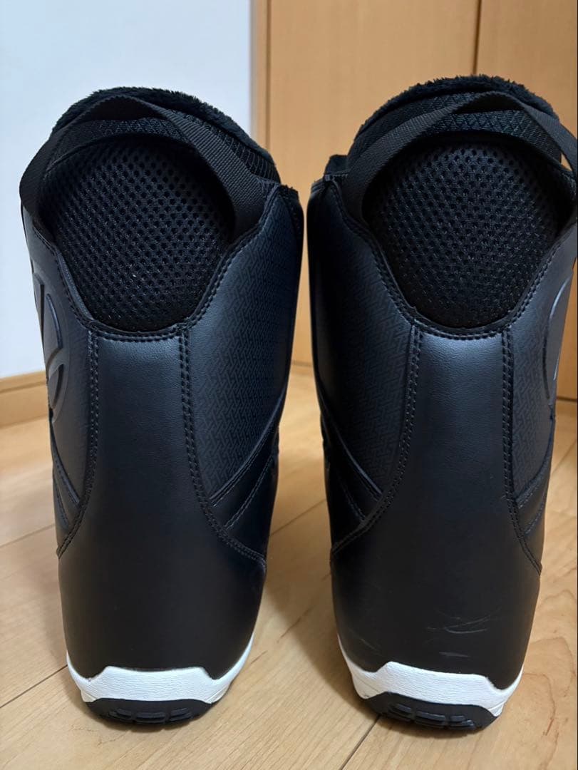 今シーズン購入 LASTARS24.5スノボーブーツ