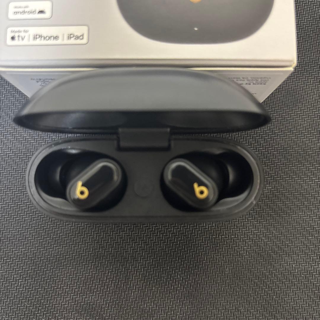 Beats Studio Buds+ ブラック