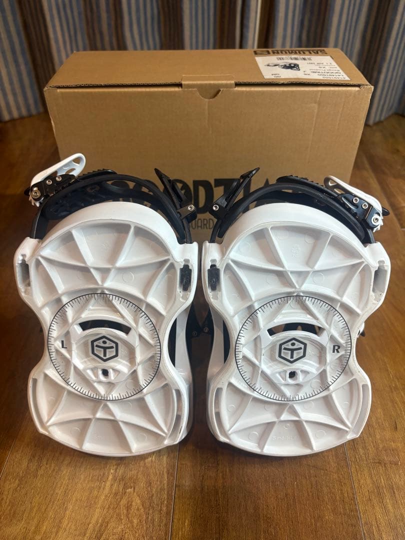 SALOMON キッズ22cm スノーボード ブーツ・バインディング ２点セット