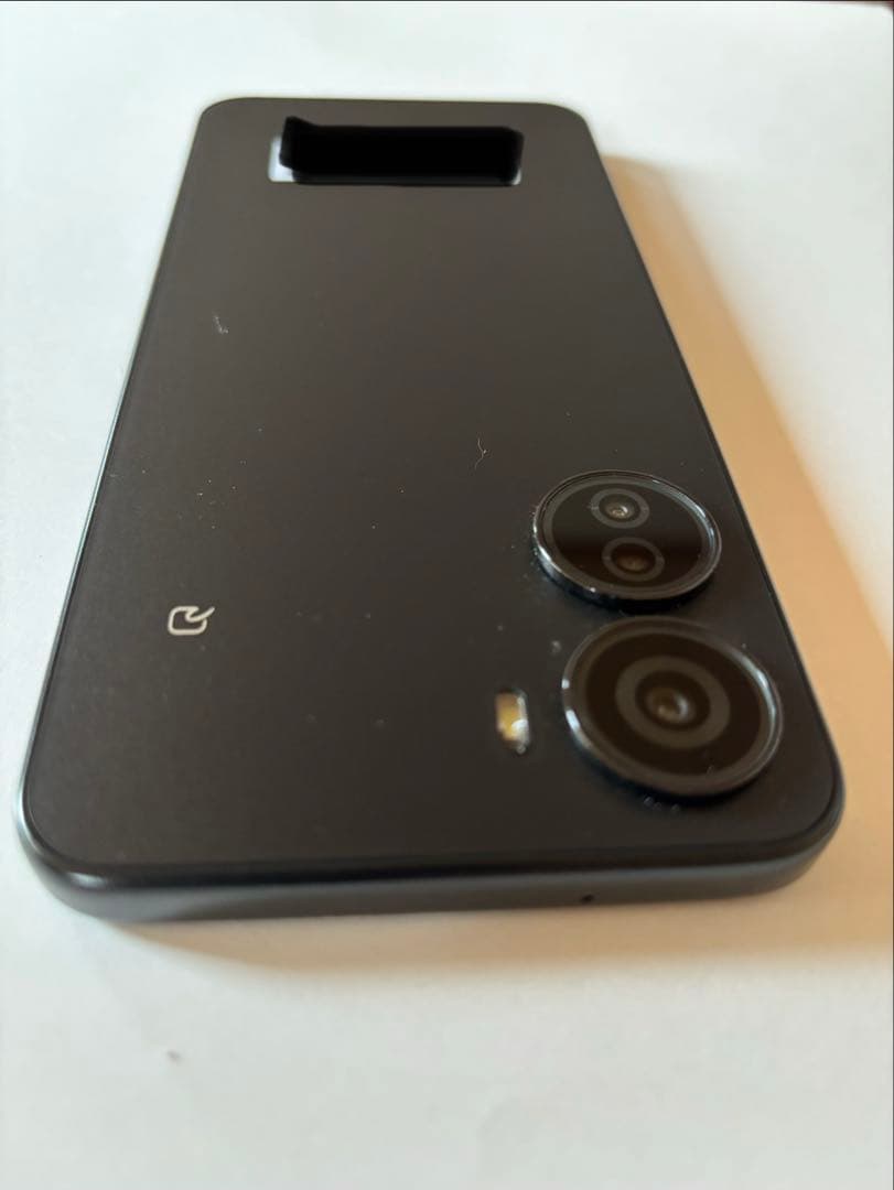 Libero 5G IV Y!mobile ブラック本体