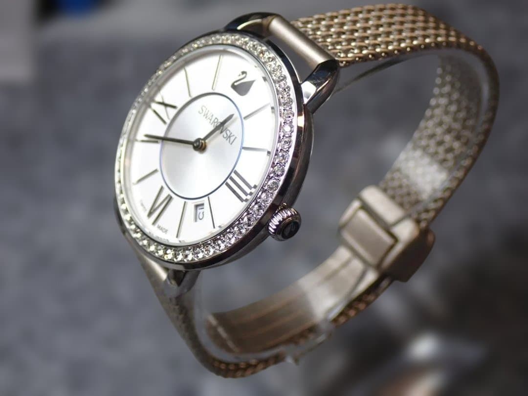 ●SWAROVSKI●メタルマグネットメッシュベルト●2針+DATE●美品稼働