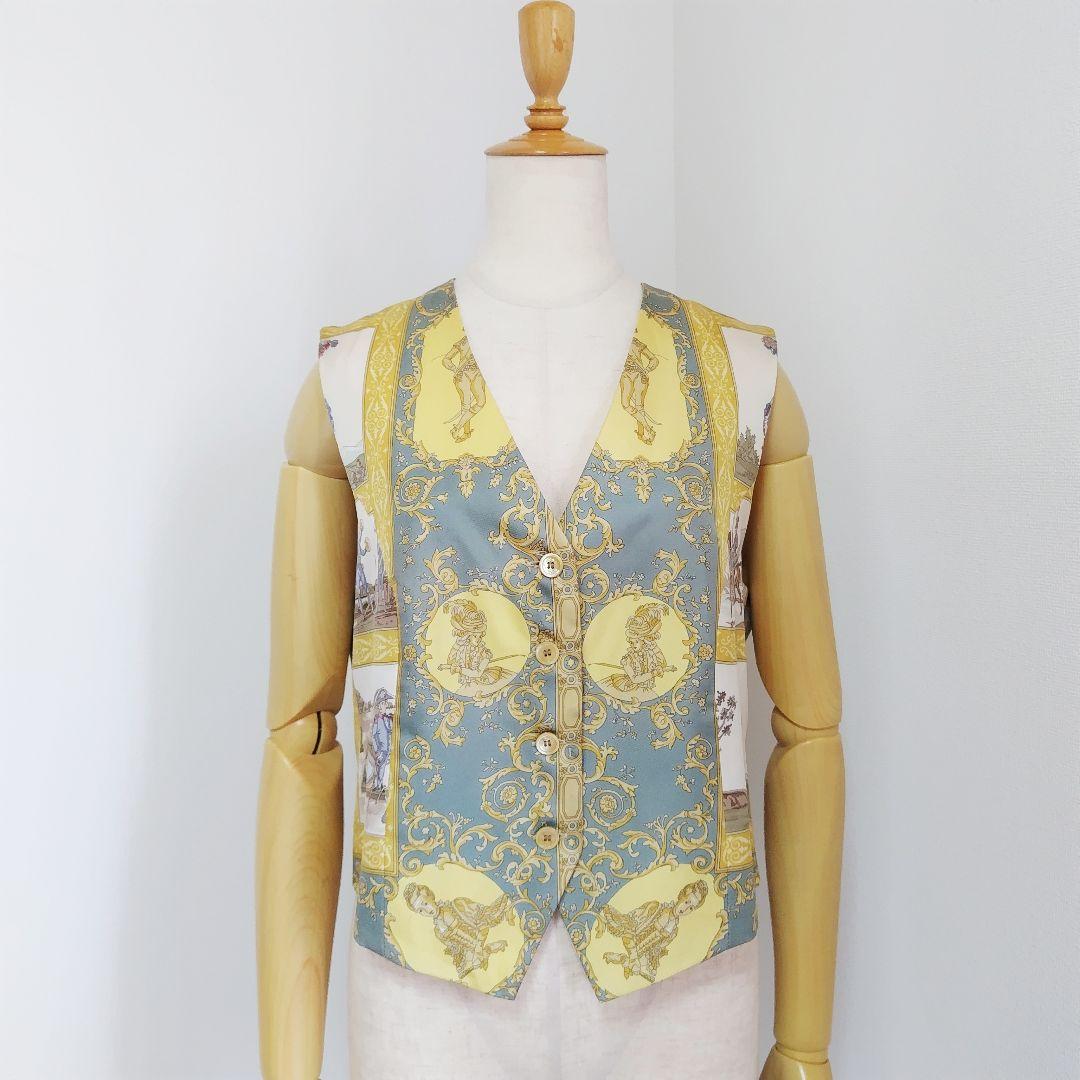 ✨️クリーニング済✨️エトロ ベスト シルク Mサイズ相当